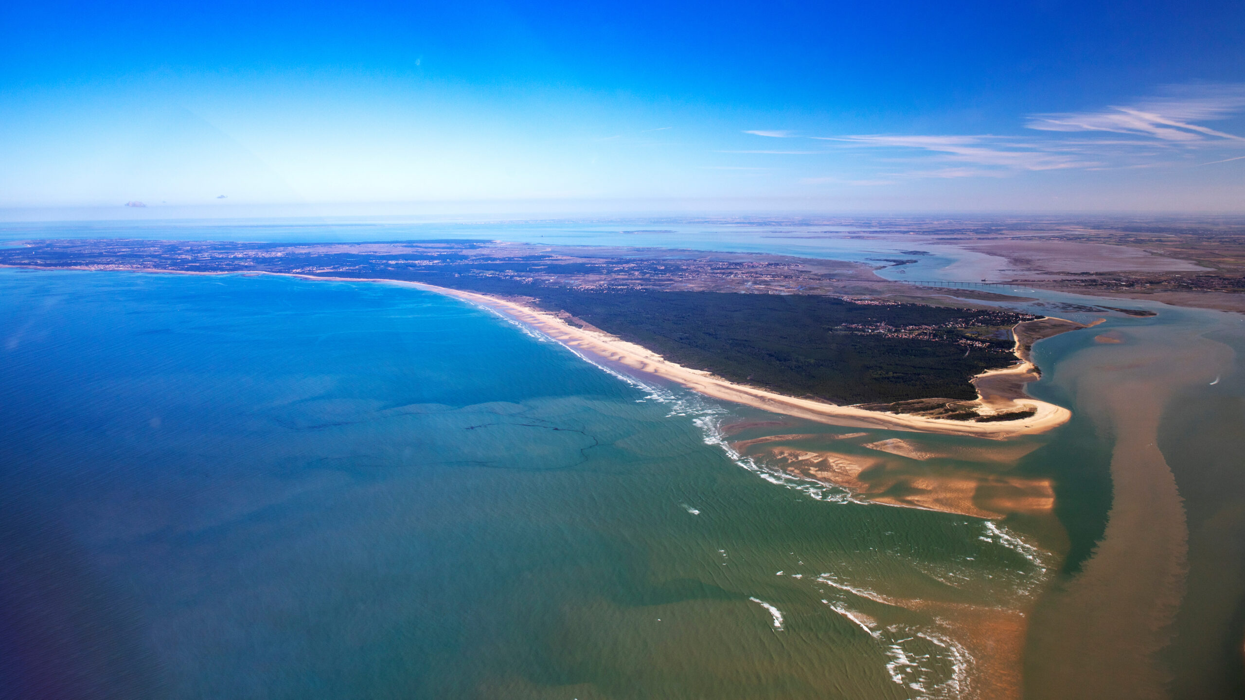 Ile_Oleron_AdobeStock_399508733
