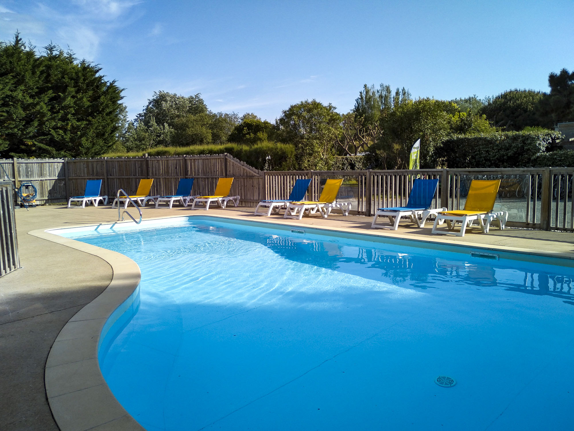 camping-la-campiere-avec-piscine-chauffee-a-saint-georges-doleron