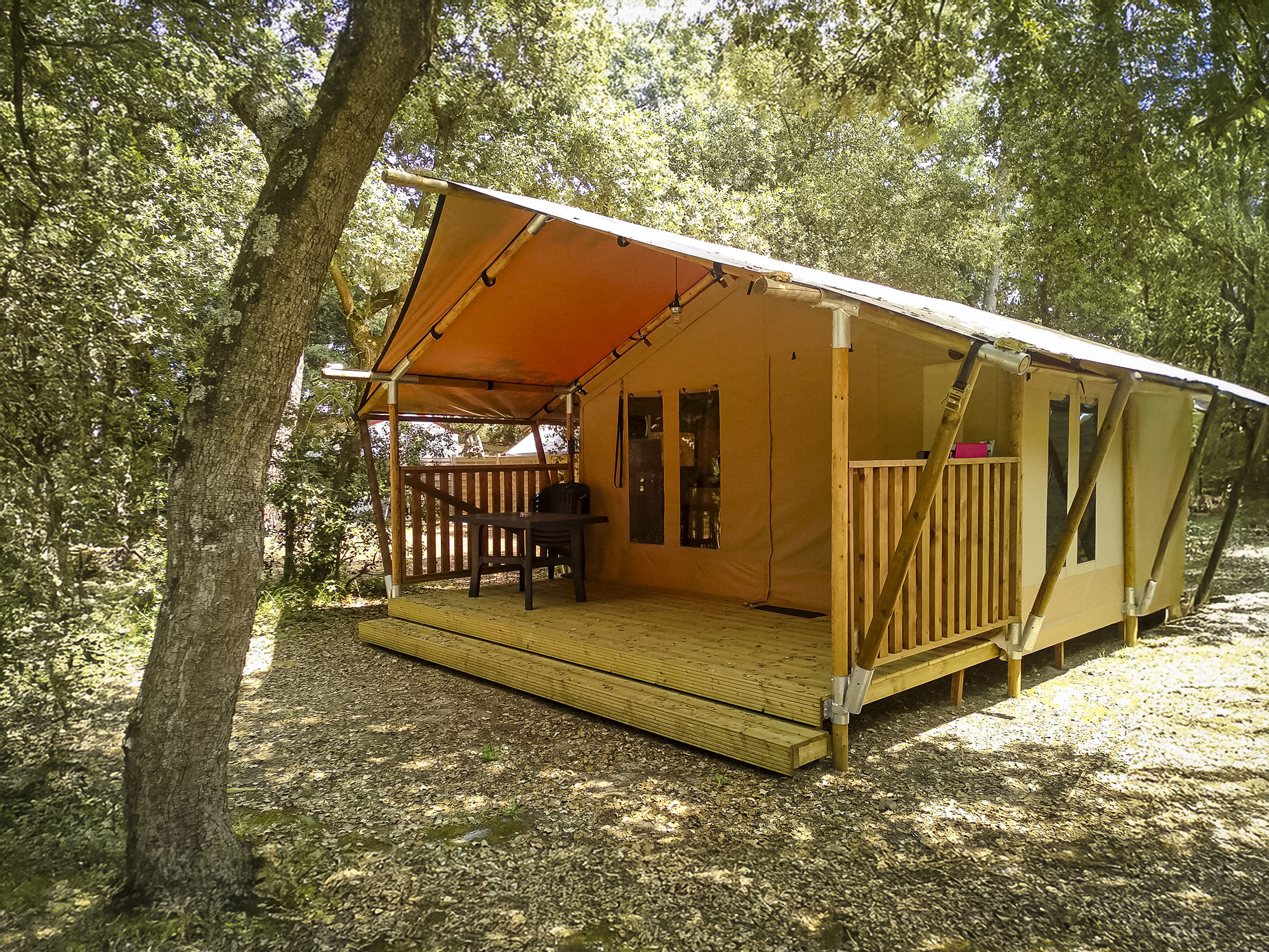 camping-la-campiere-hebergement-a-louer-sur-lile-doleron